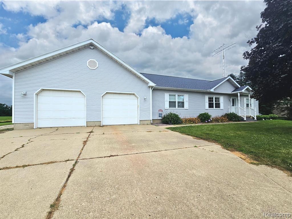 4246 FERDEN Road, New Lothrop, MI 48460 — front exterior
