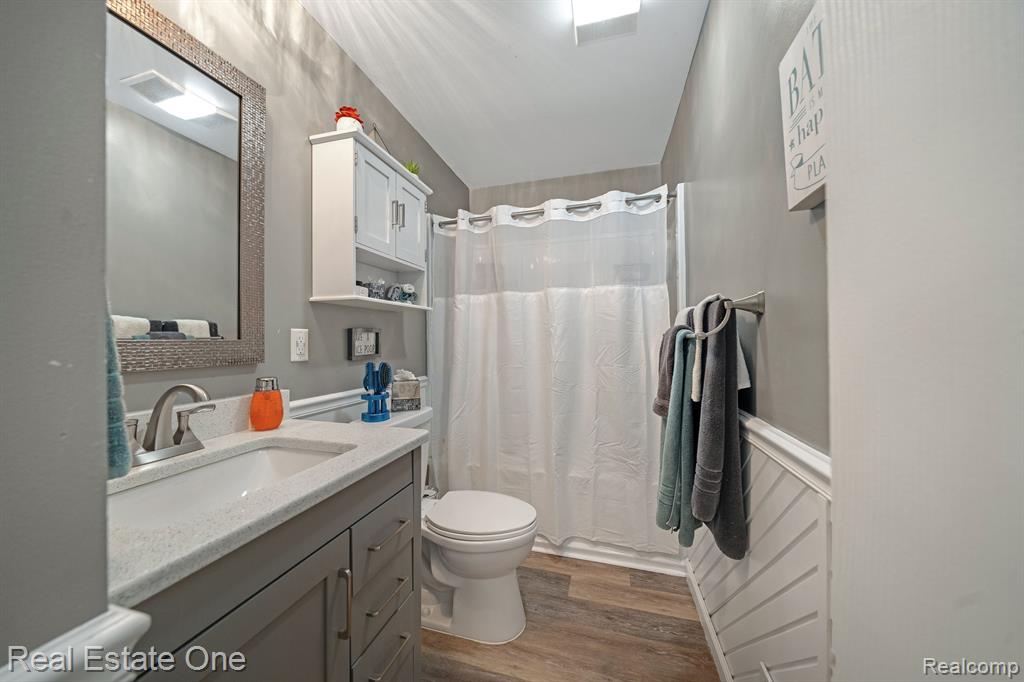 61 TECUMSEH Street, Clawson, MI — Photo 13
