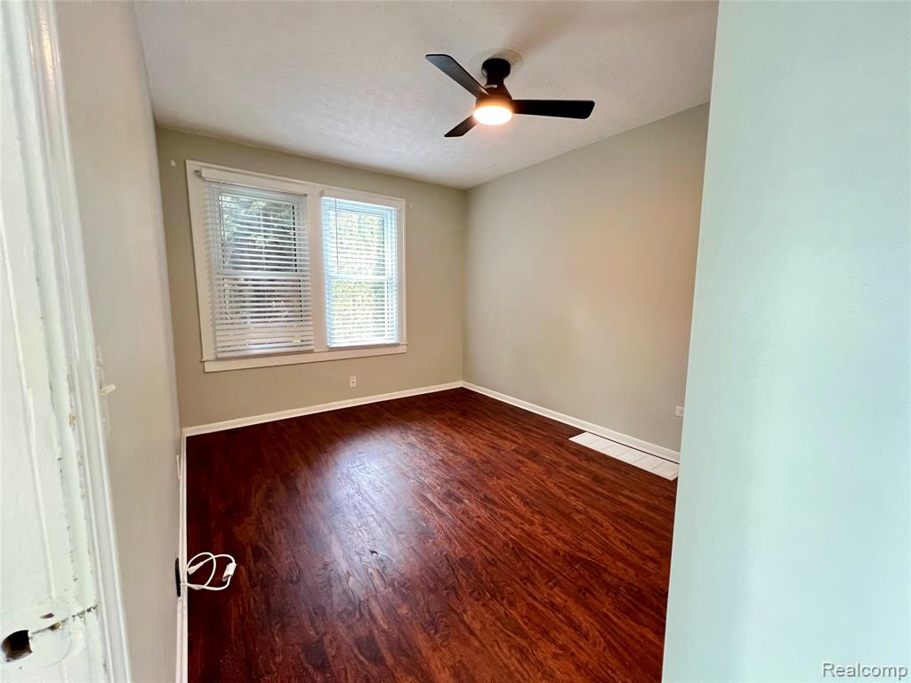 396 South Boulevard W, Rochester Hills, MI 48307 — Photo 6