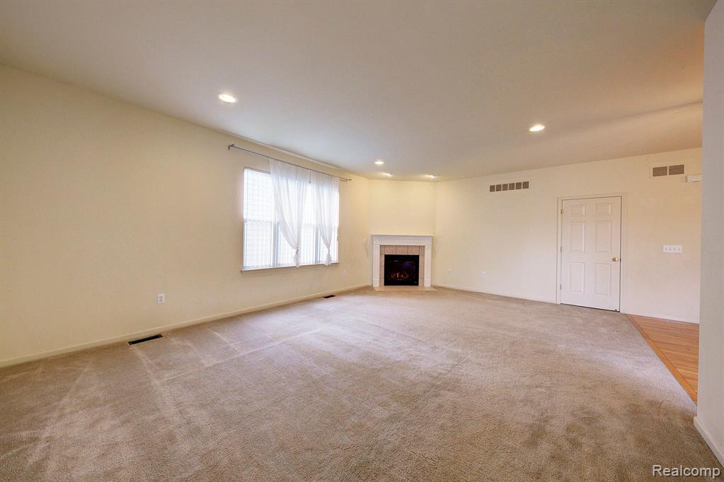 42551 Whitman Way, Novi, MI 48377 — Photo 11