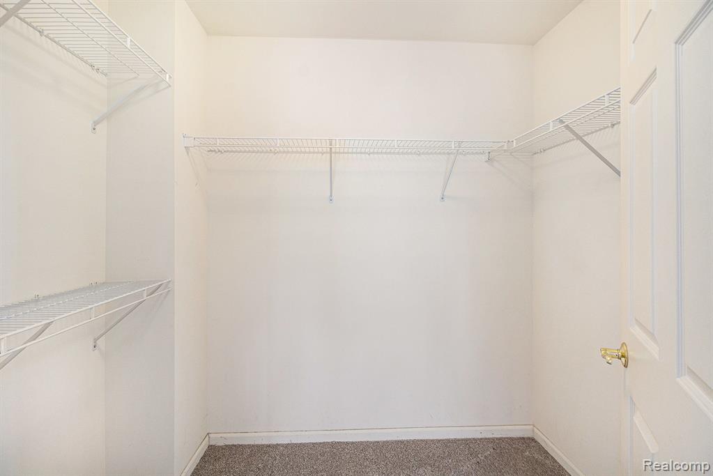 6438 Club Court W, Grand Blanc, MI 48439 — Photo 14