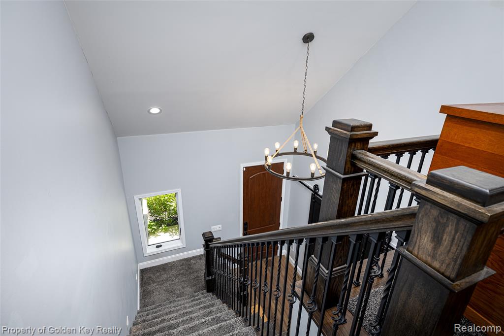 1210 W Oakley Park Road, Commerce Twp, MI 48390 — Photo 25
