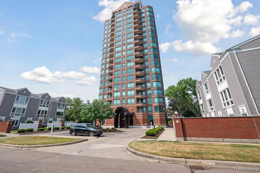 3320 SPINNAKER Lane, 74-14C, Detroit, MI 48207 — Photo 6