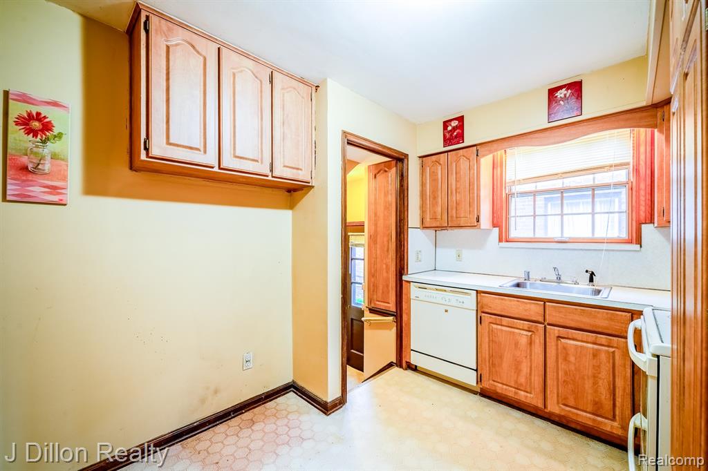 640 N Elizabeth Street, Dearborn, MI 48128 — Photo 26