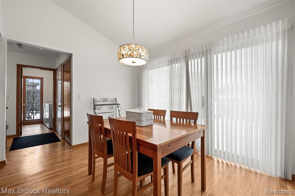 42738 Matthew Drive, 47, Sterling Heights, MI 48313 — Photo 13
