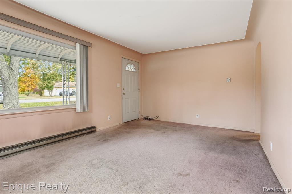 3560 Milton Road, Fort Gratiot, MI 48059 — Photo 11