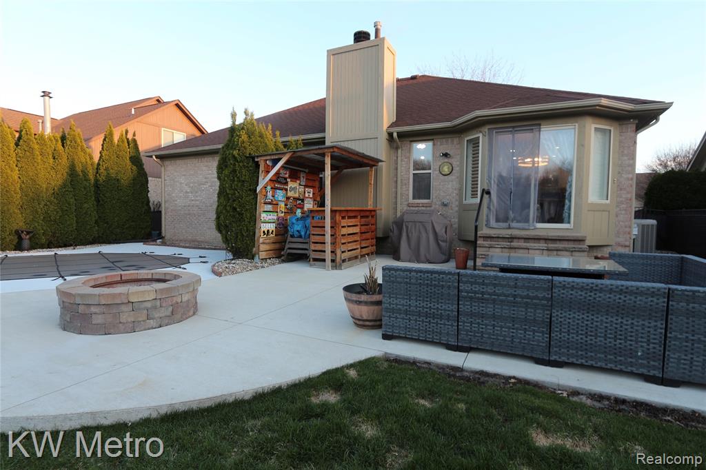 27091 Graham Drive, New Baltimore, MI 48047 — Photo 27
