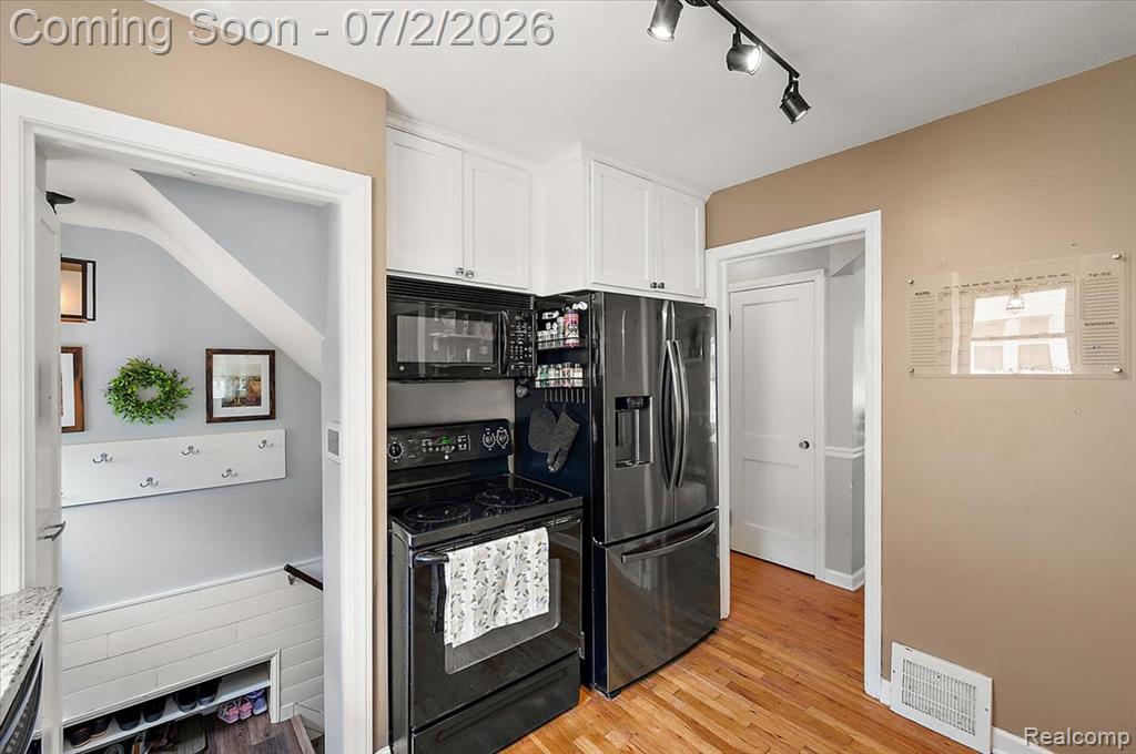 1706 Princeton Road, Berkley, MI 48072 — Photo 13