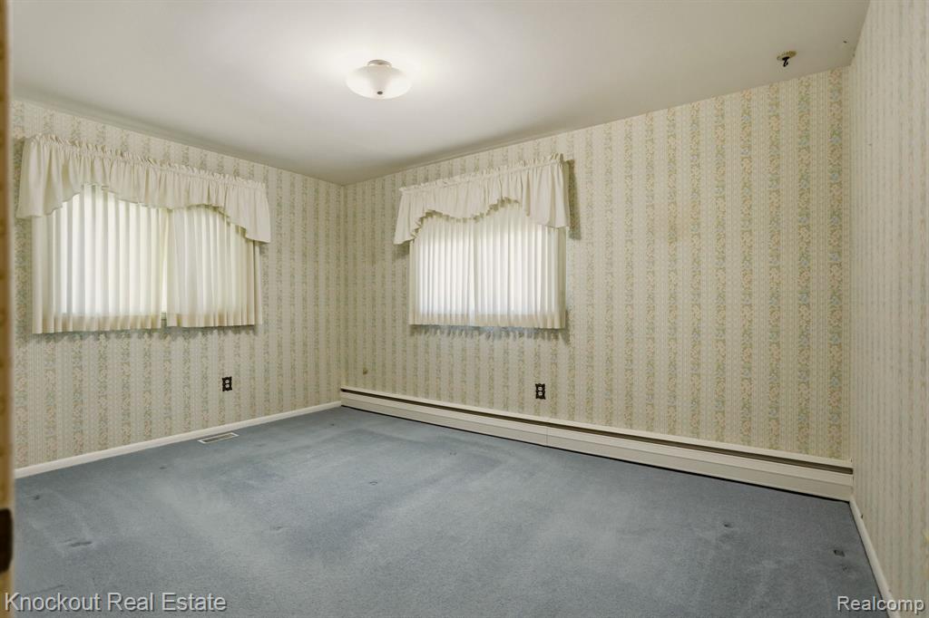 275 S Airport Road, Saginaw, MI 48601 — Photo 24