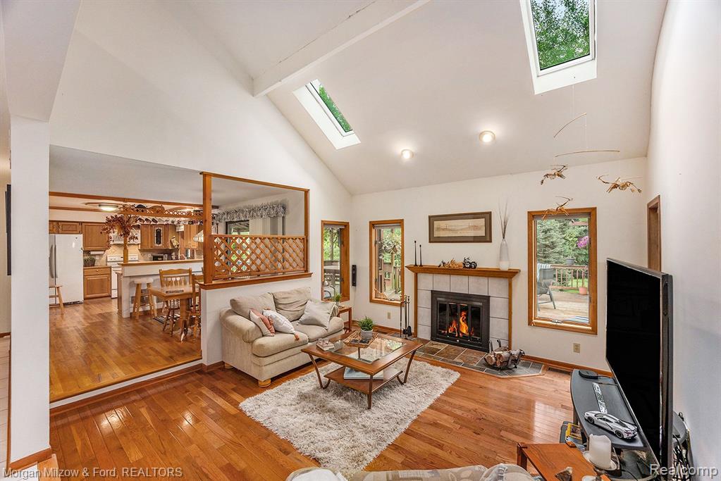 5036 CLARKSTON Road, Clarkston, MI 48348 — Photo 4