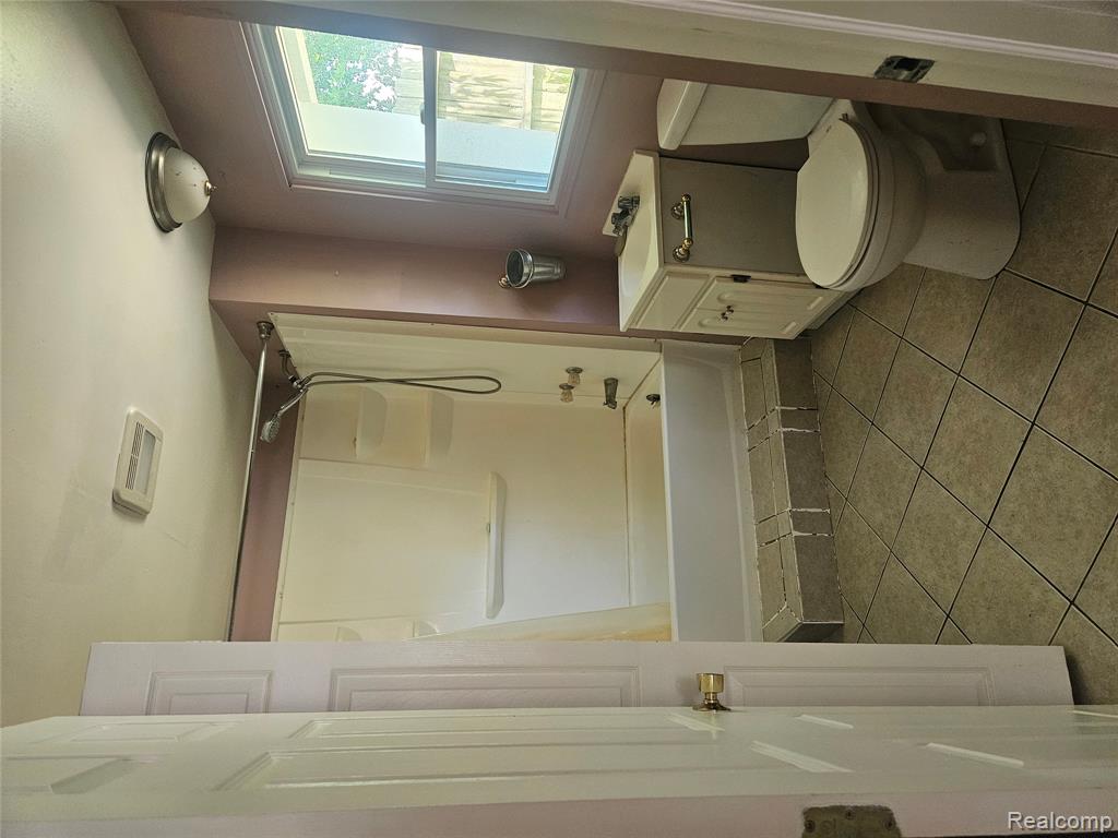 209 Park Street, Gaines Vlg, MI 48436 — Photo 6