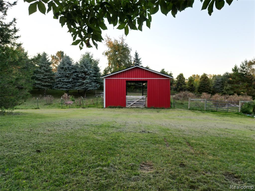 9825 Sheridan Road, Millington, MI 48746 — Photo 22