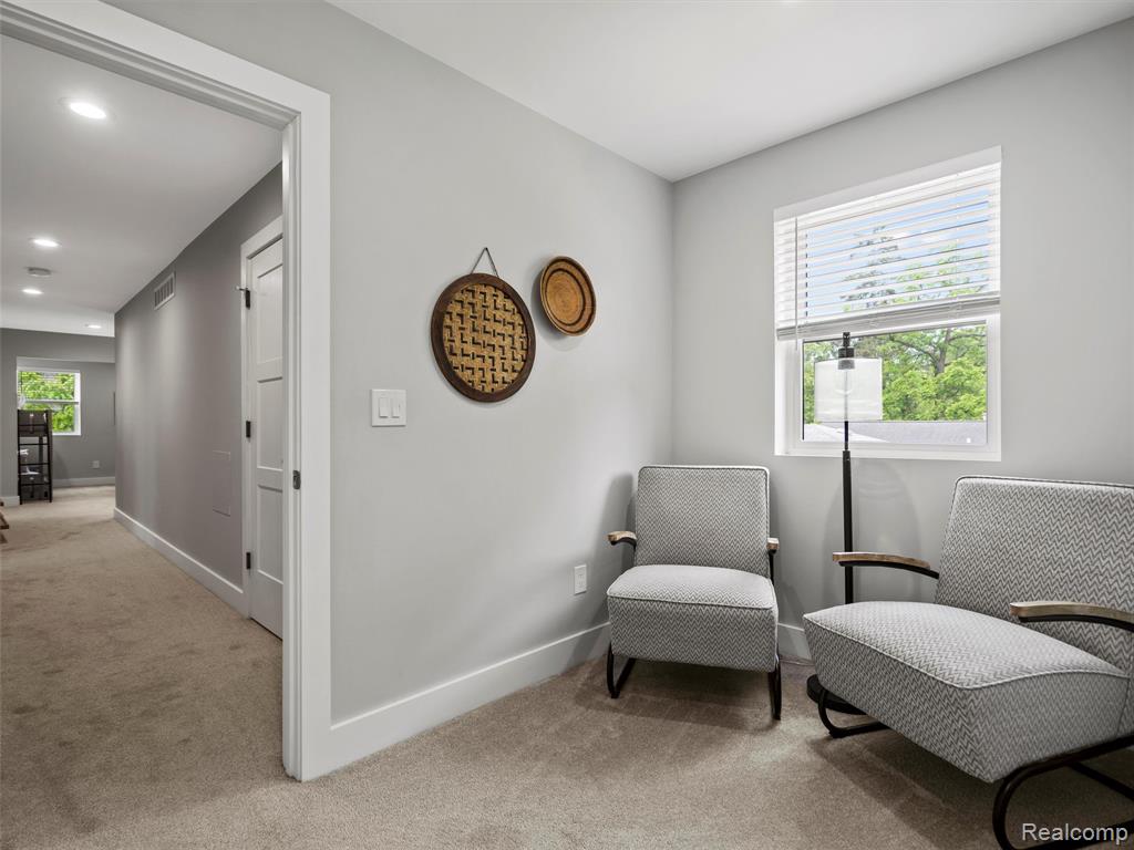 913 Roselawn Drive, Rochester, MI 48307 — Photo 54