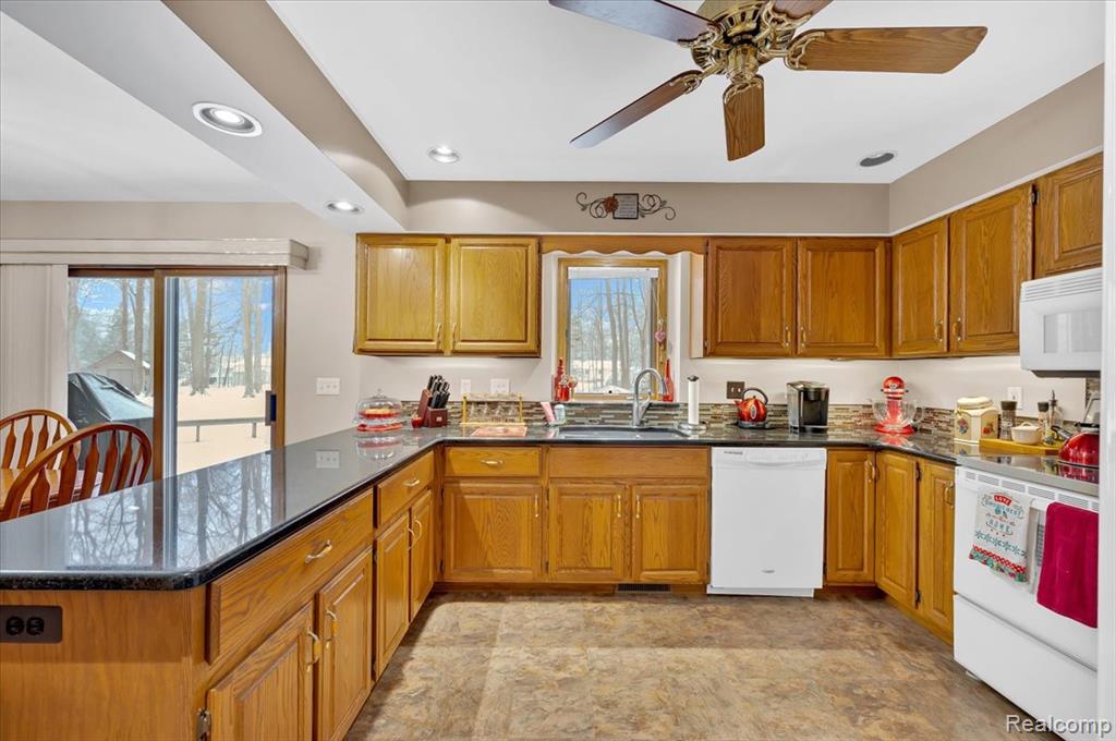3669 Connie Lane, Fort Gratiot, MI 48059 — Photo 10