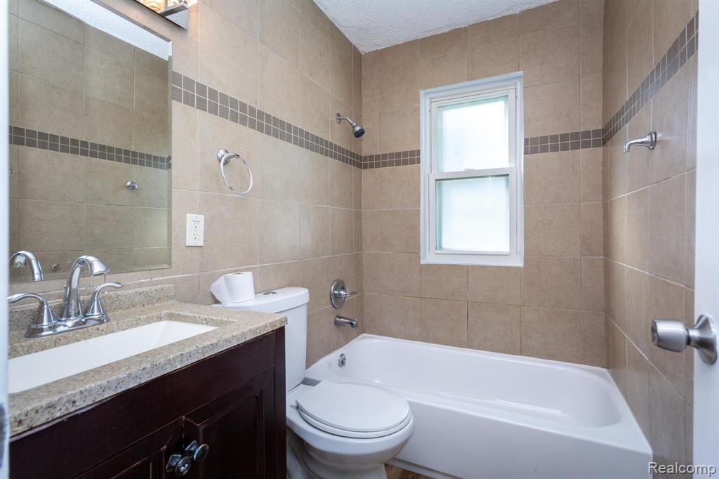 5961 McGuire Street, Taylor, MI 48180 — Photo 15