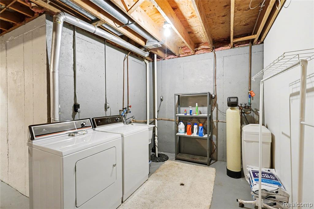 6824 Northcrest Way E, Clarkston, MI — Photo 21