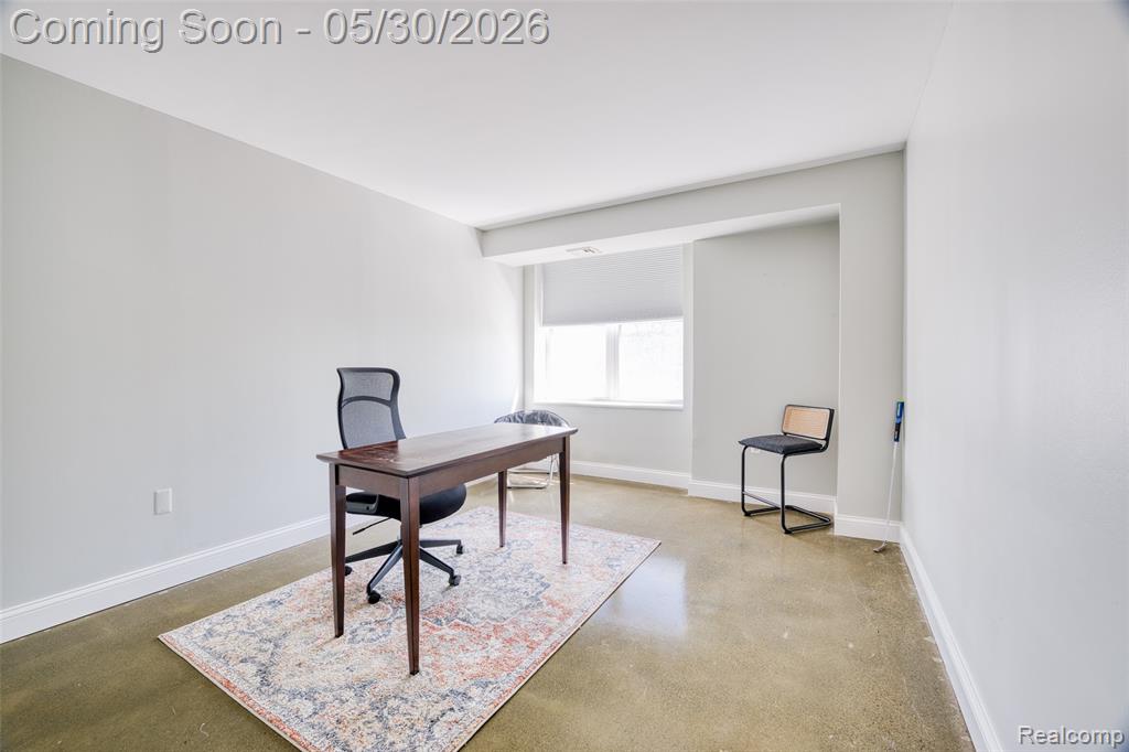 250 E Harbortown Drive, 205, Detroit, MI 48207 — Photo 24
