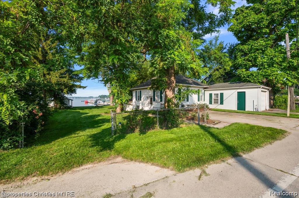 11346 E Shore Drive, Whitmore Lake, MI 48189 — Photo 5