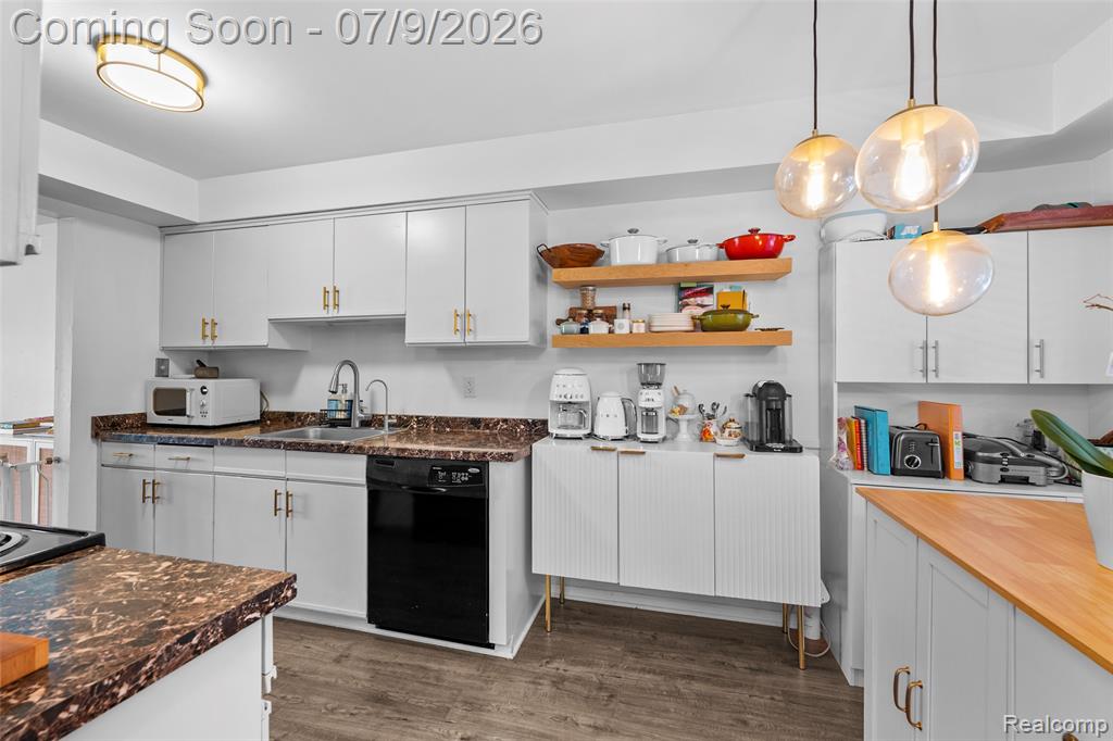 700 S Brady Road, A, Dearborn, MI 48124 — Photo 16