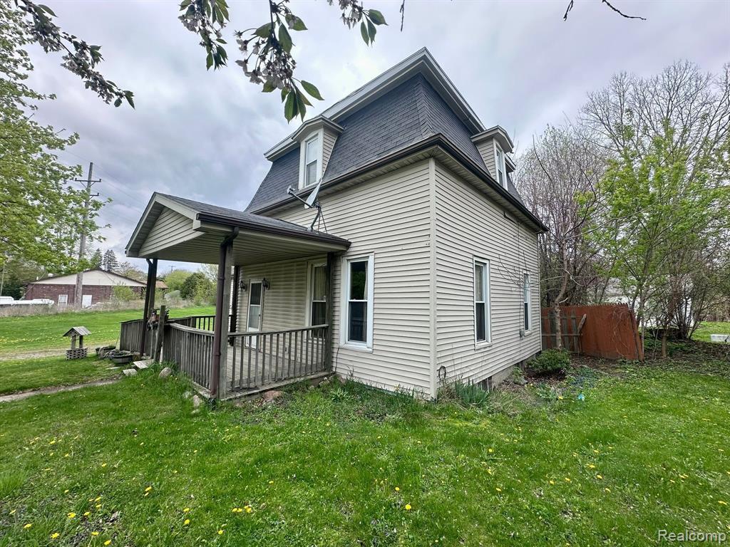 1 1ST Street, Yale, MI 48097 — Photo 3