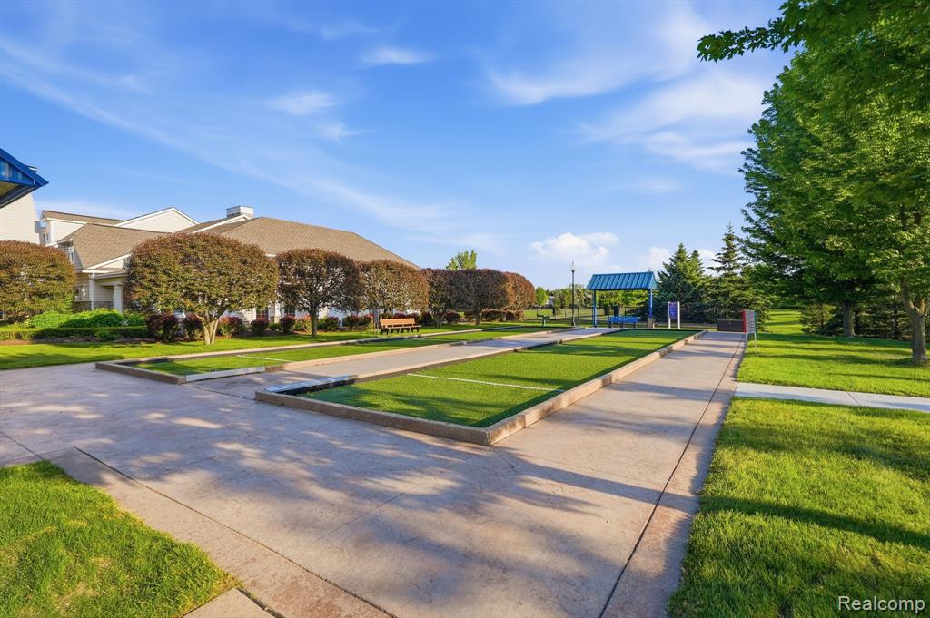 9370 Sand Hill Drive, Grand Blanc, MI 48439 — Photo 32