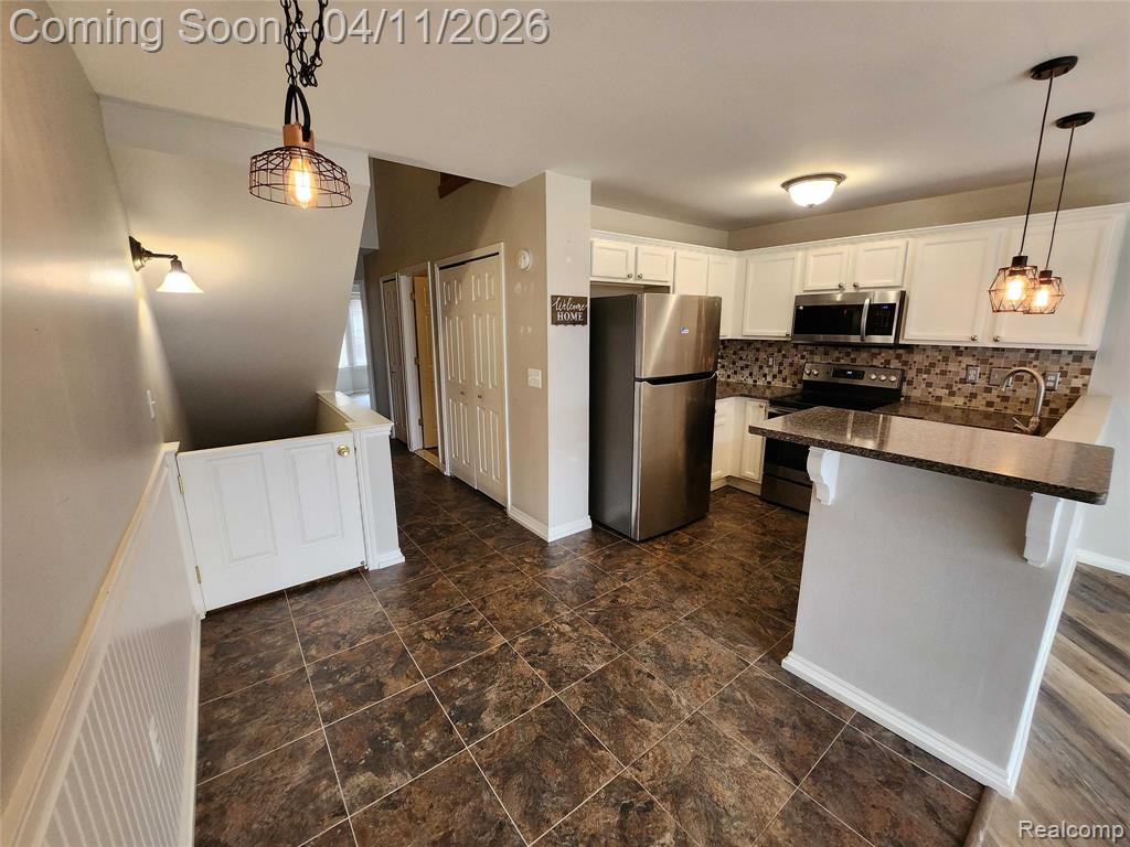 50642 Woodbury Drive, New Baltimore, MI 48047 — Photo 6