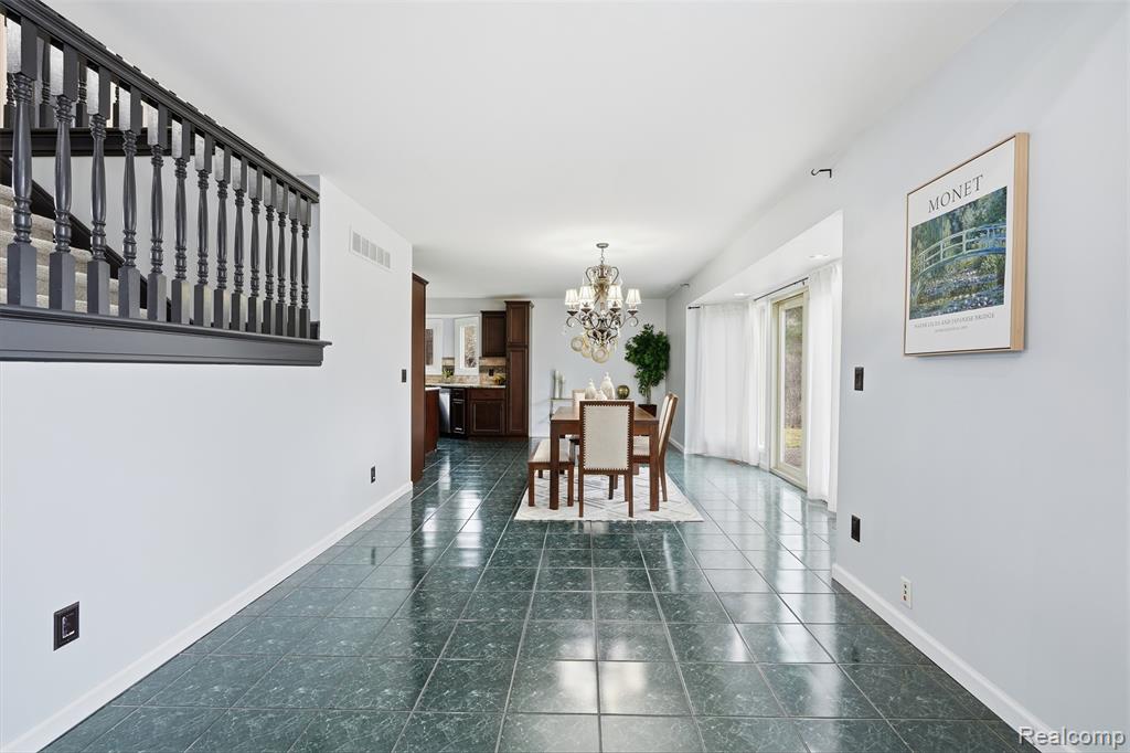 42739 Pond View Drive, Sterling Heights, MI 48314 — Photo 16