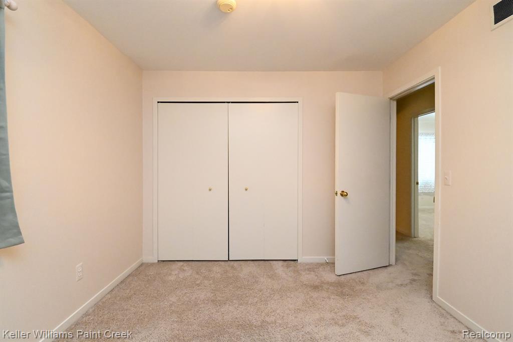 42571 Wimbleton Way, Novi, MI — Photo 42