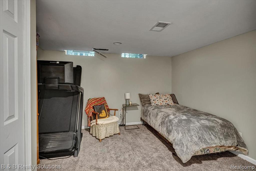 6750 Wing Lake Road, Bloomfield Hills, MI 48301 — Photo 37