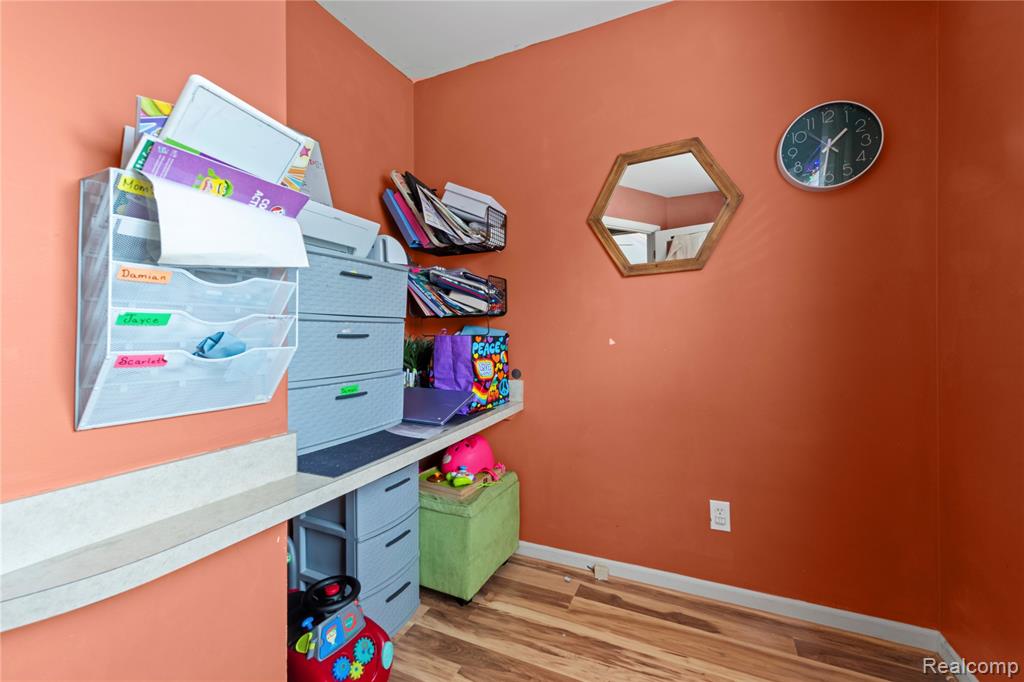 8095 Torrey Road, Mundy, MI 48439 — Photo 18