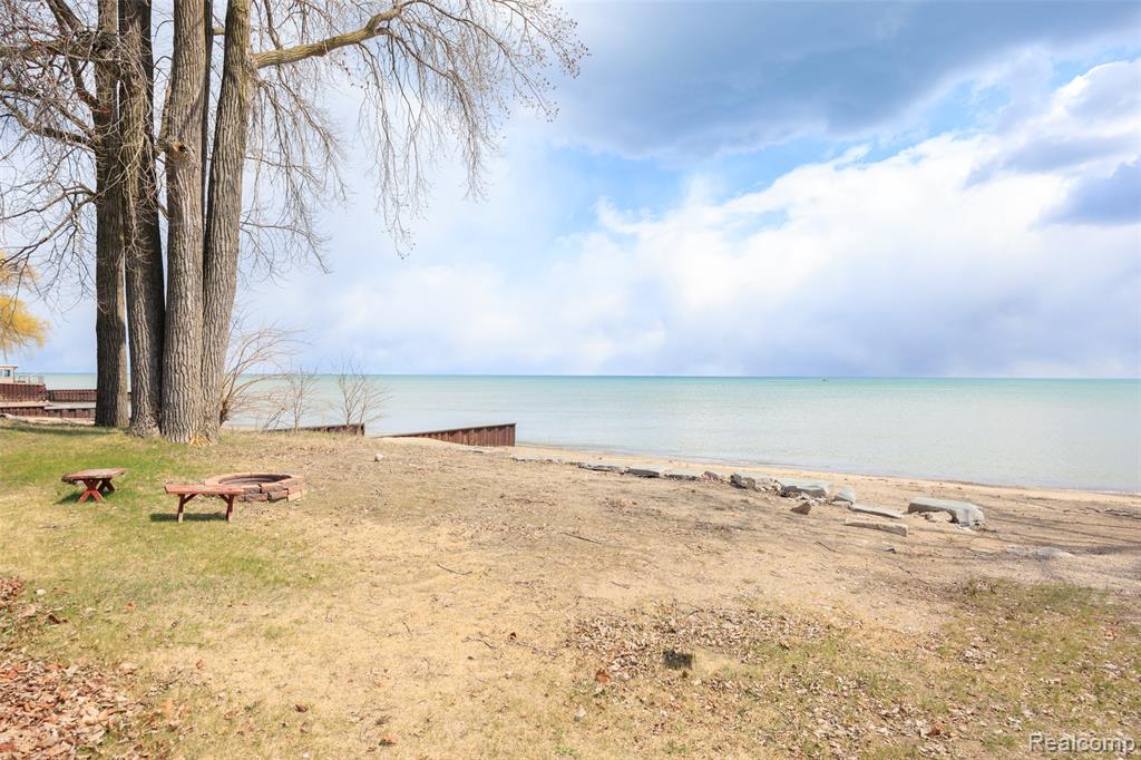 8171 Lakeshore Road, Lexington, MI 48450 — Photo 31