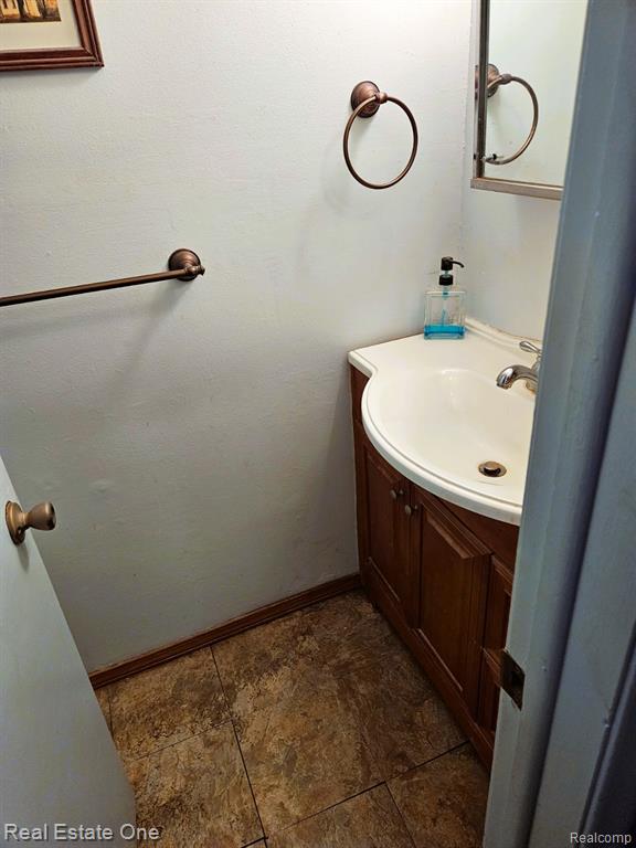 4415 Welland Drive, West Bloomfield, MI 48323 — Photo 8