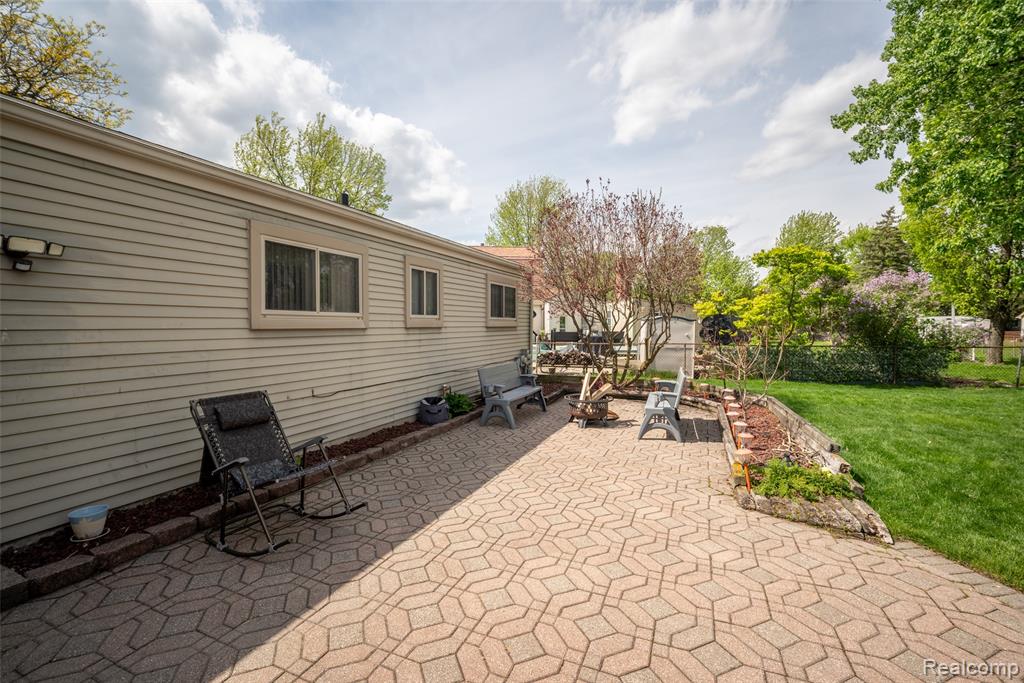 1513 Rustic Ridge Road, Canton, MI 48188 — Photo 22
