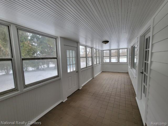 60001 E 8 MILE Road, South Lyon, MI 48178 — Photo 13