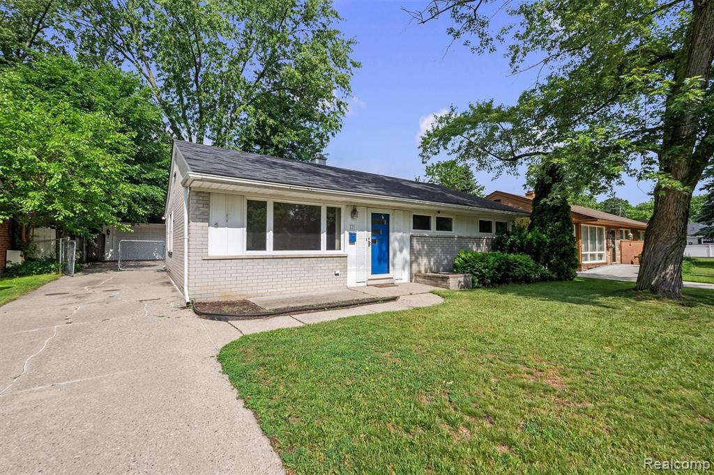 519 Essex Street, Clawson, MI — Photo 17