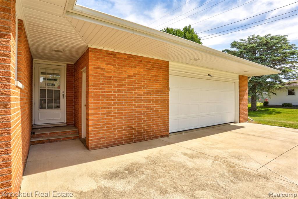 5992 Dubois Road, Vassar, MI 48768 — Photo 43