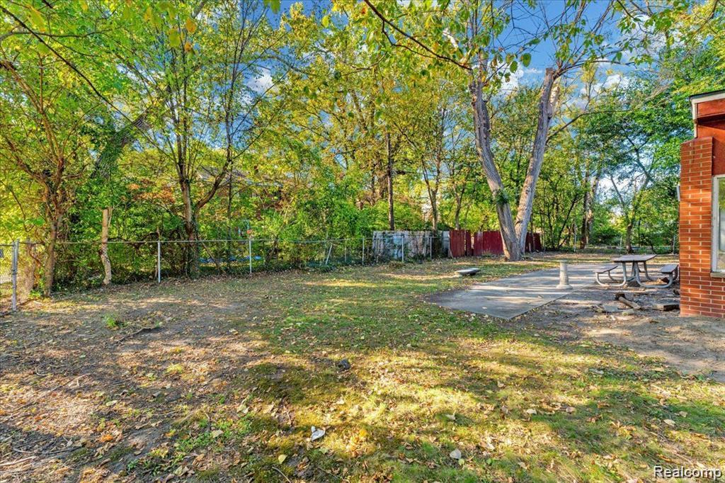 19909 Hartwell Street, Detroit, MI 48235 — Photo 44