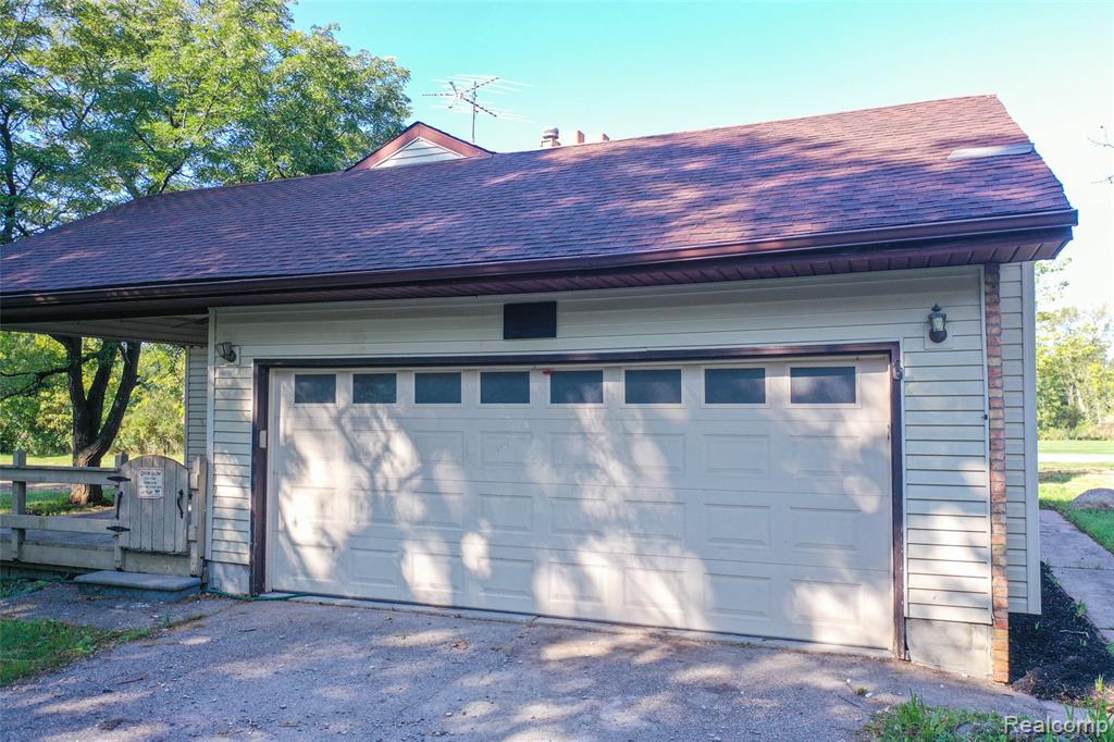 11120 Green Road, Goodrich Vlg, MI — Photo 25