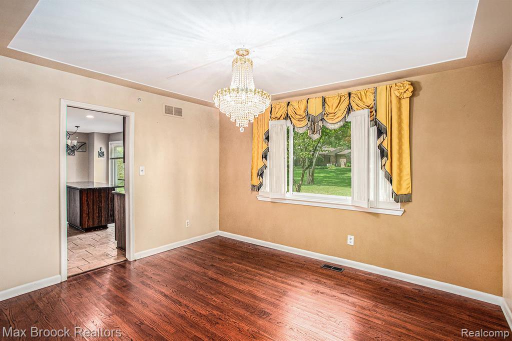 5622 Powder Horn Drive, West Bloomfield, MI — Photo 5