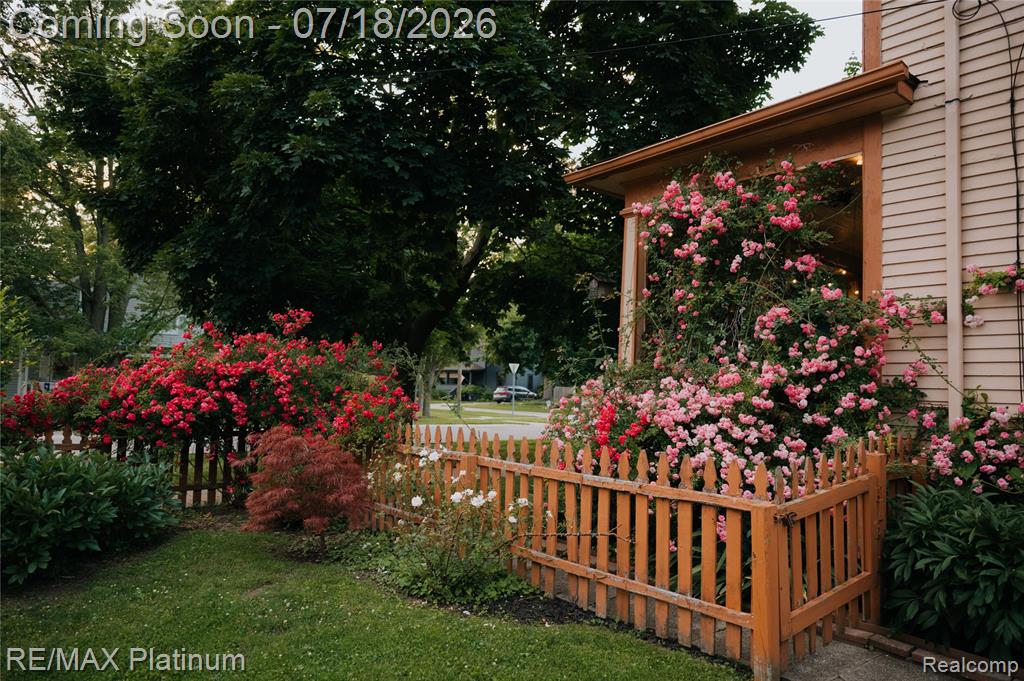621 N Court Street, Howell, MI 48843 — Photo 68