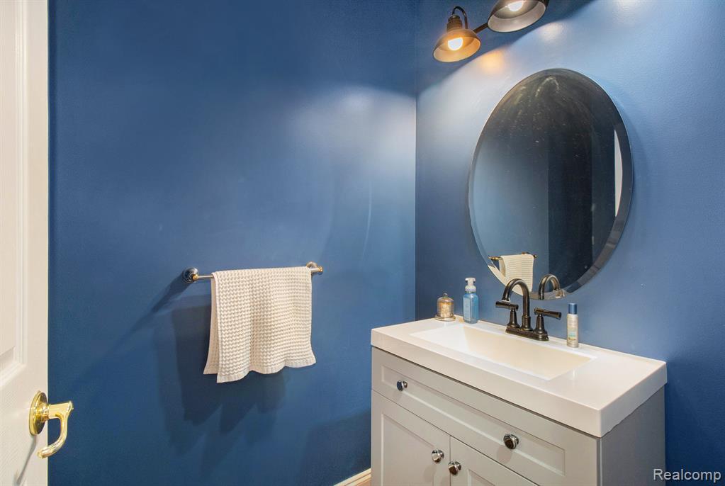 6829 Woodcrest Ridge, Clarkston, MI — Photo 24