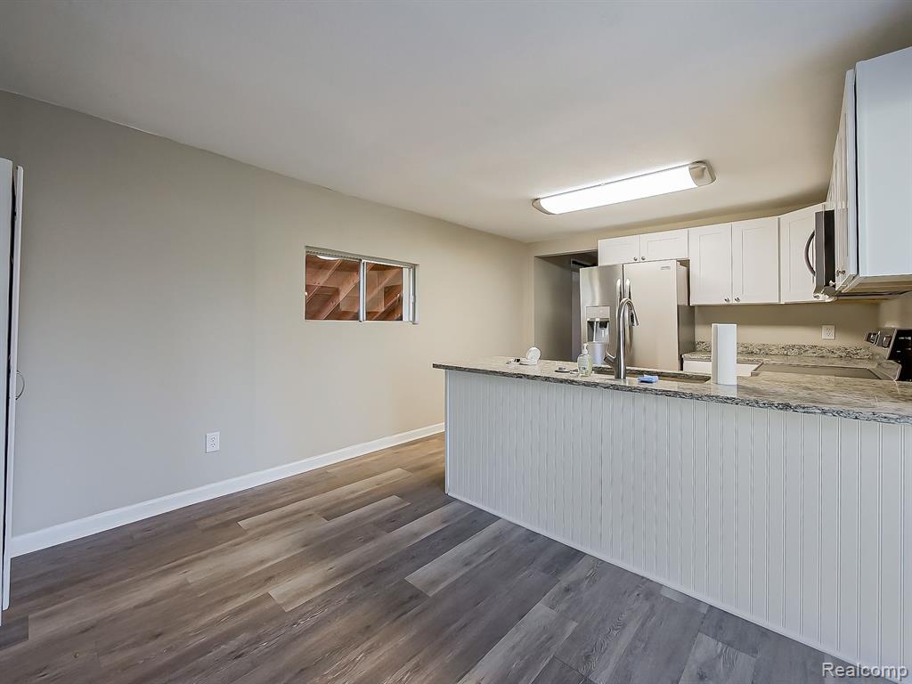 6340 ISLAND LAKE Drive, Brighton, MI 48116 — Photo 3