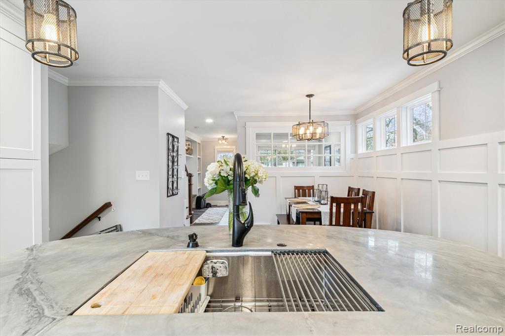 627 Golf Avenue, Royal Oak, MI 48073 — Photo 13