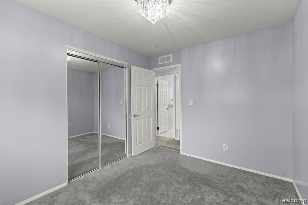 6446 Centralia Street, Dearborn Heights, MI 48127 — Photo 15