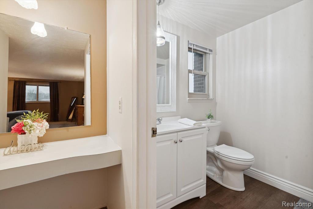 7730 CHARRINGTON Drive, Canton, MI 48187 — Photo 26