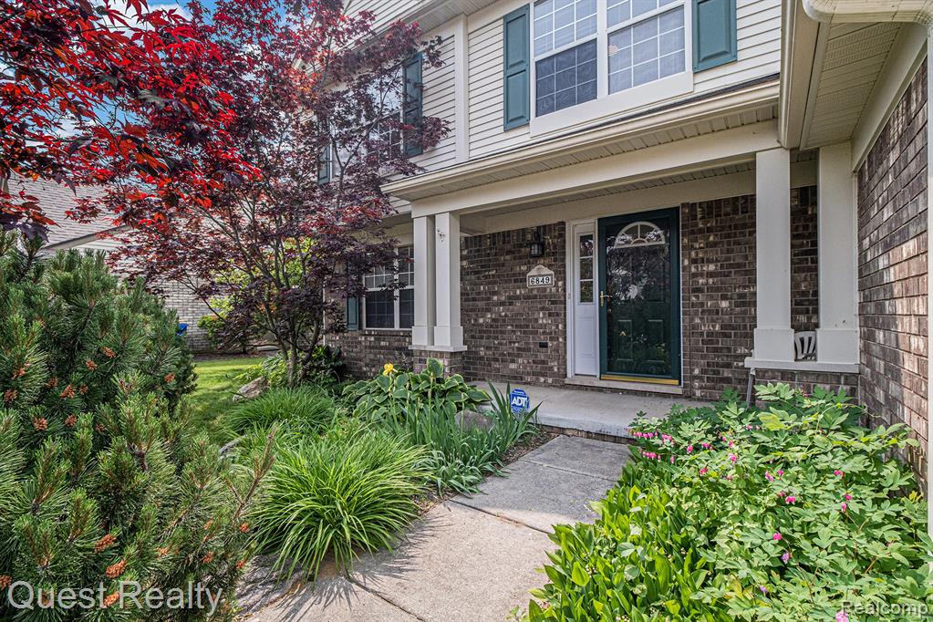 6849 York Street, Waterford, MI 48327 — Photo 4
