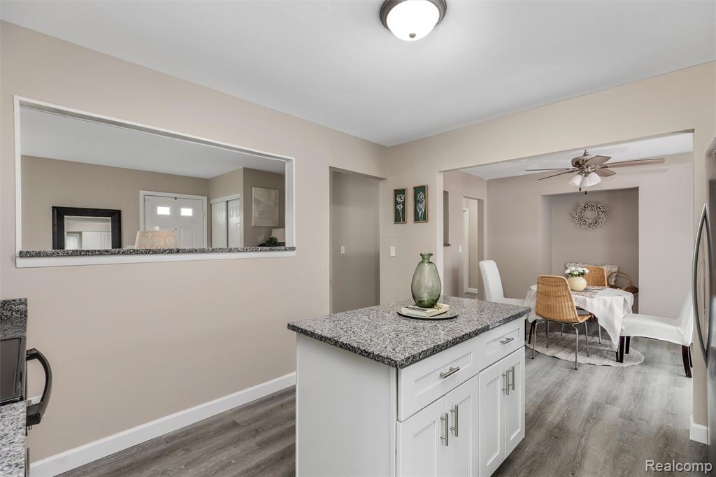 10819 Buchanan Street, Belleville, MI 48111 — Photo 5