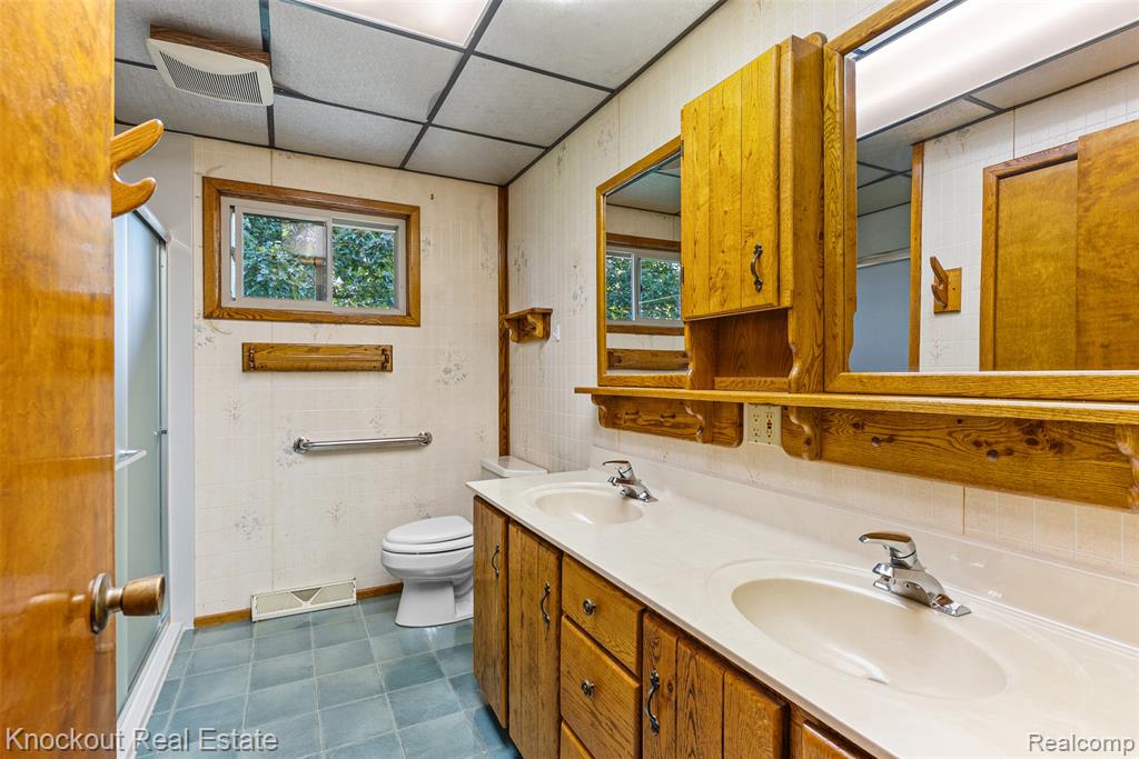 8439 Lewis Road, Mount Morris, MI 48458 — Photo 21