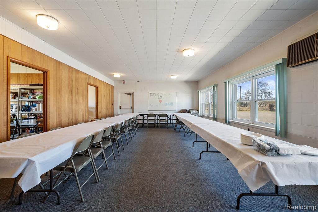 510 W GIRARD Avenue, Madison Heights, MI 48071 — Photo 16