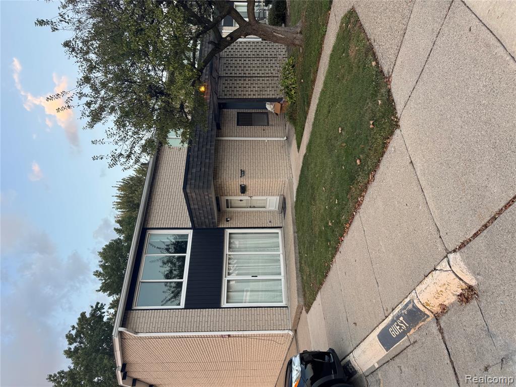 8275 Kennedy Circle, Warren, MI 48093 — front exterior